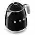 SMEG Bouilloire 0.8 L Noire - Années 50 - KLF05BLEU pas cher